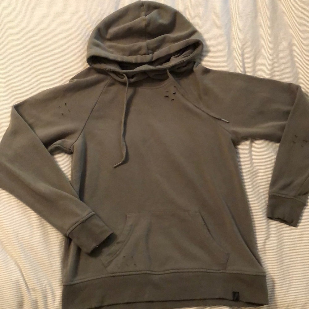 Ripped detailed hoodie